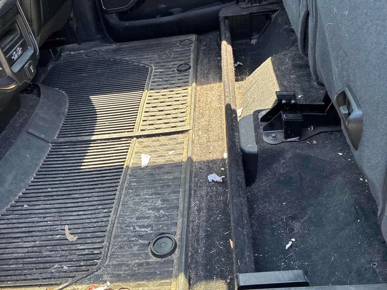Dodge RAM 1500 * SPORT * KAМЕРА* ОБДУХВАНЕ* ОТ ПРЕДСТАВИТЕЛСТВО* , снимка 12 - Автомобили и джипове - 54778181