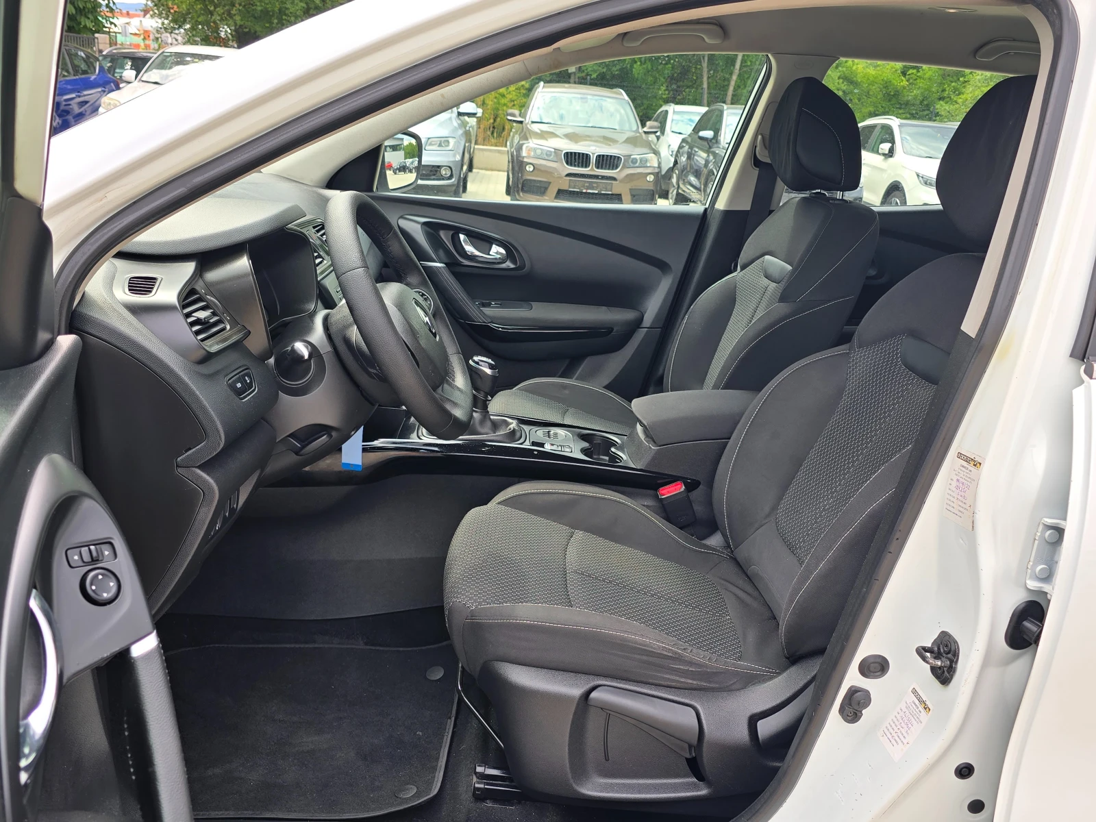 Renault Kadjar 1.5DCI, 110к.с., Евро6!, снимка 9 - Автомобили и джипове - 55200049