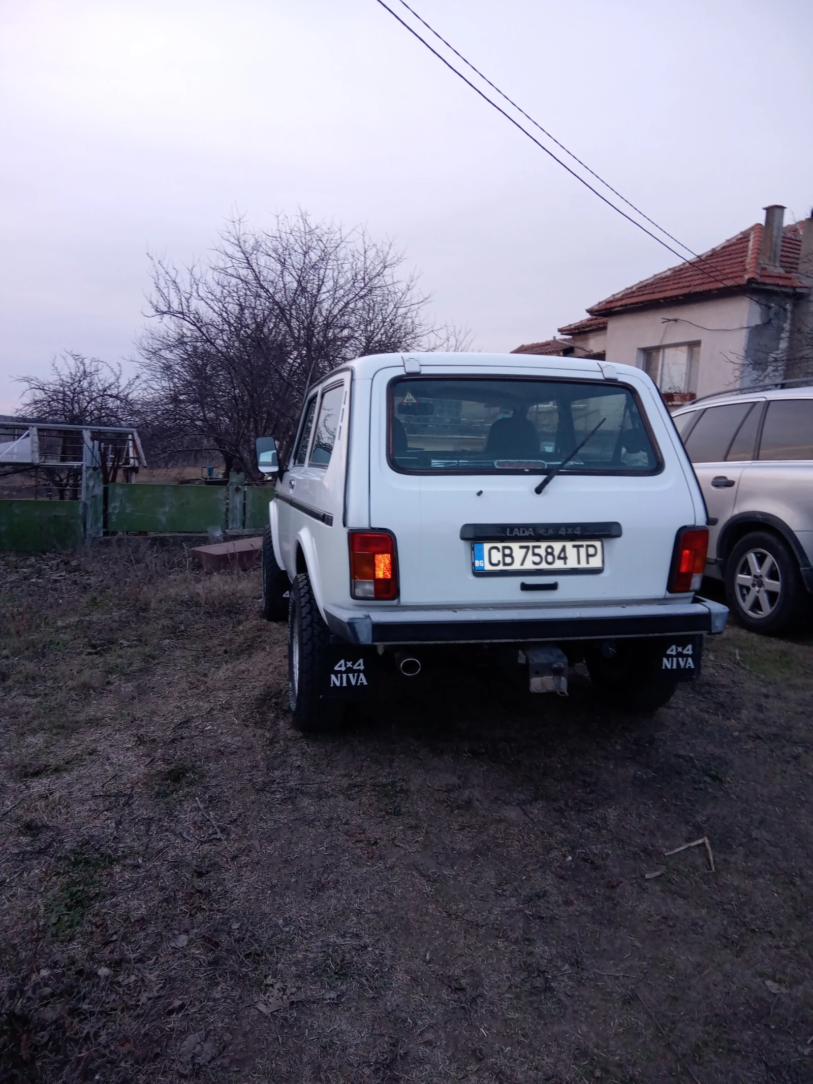 Lada Niva, снимка 2 - Автомобили и джипове - 55960136