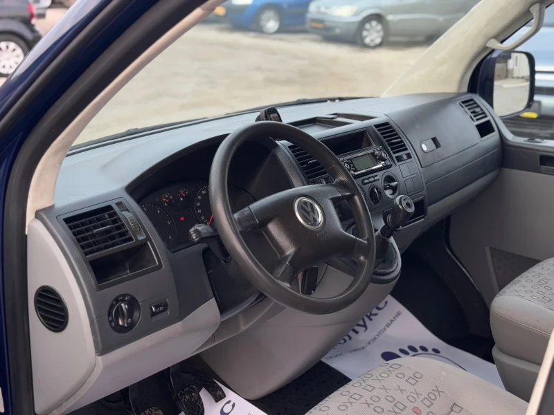 VW T5 2.5TDI 174кс 6с MULTIVAN 9-МЕСТА КЛИМАТИК , снимка 10 - Бусове и автобуси - 49004053