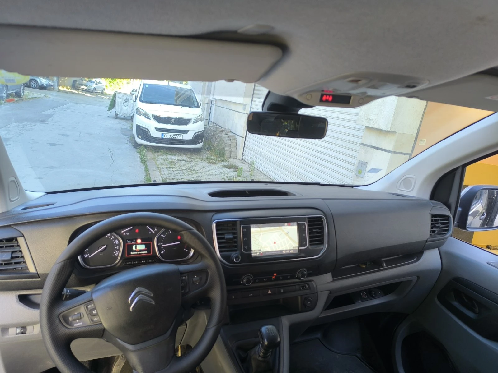 Citroen Jumpy 2.0 Blue-HDi Business XL, снимка 10 - Бусове и автобуси - 55236092