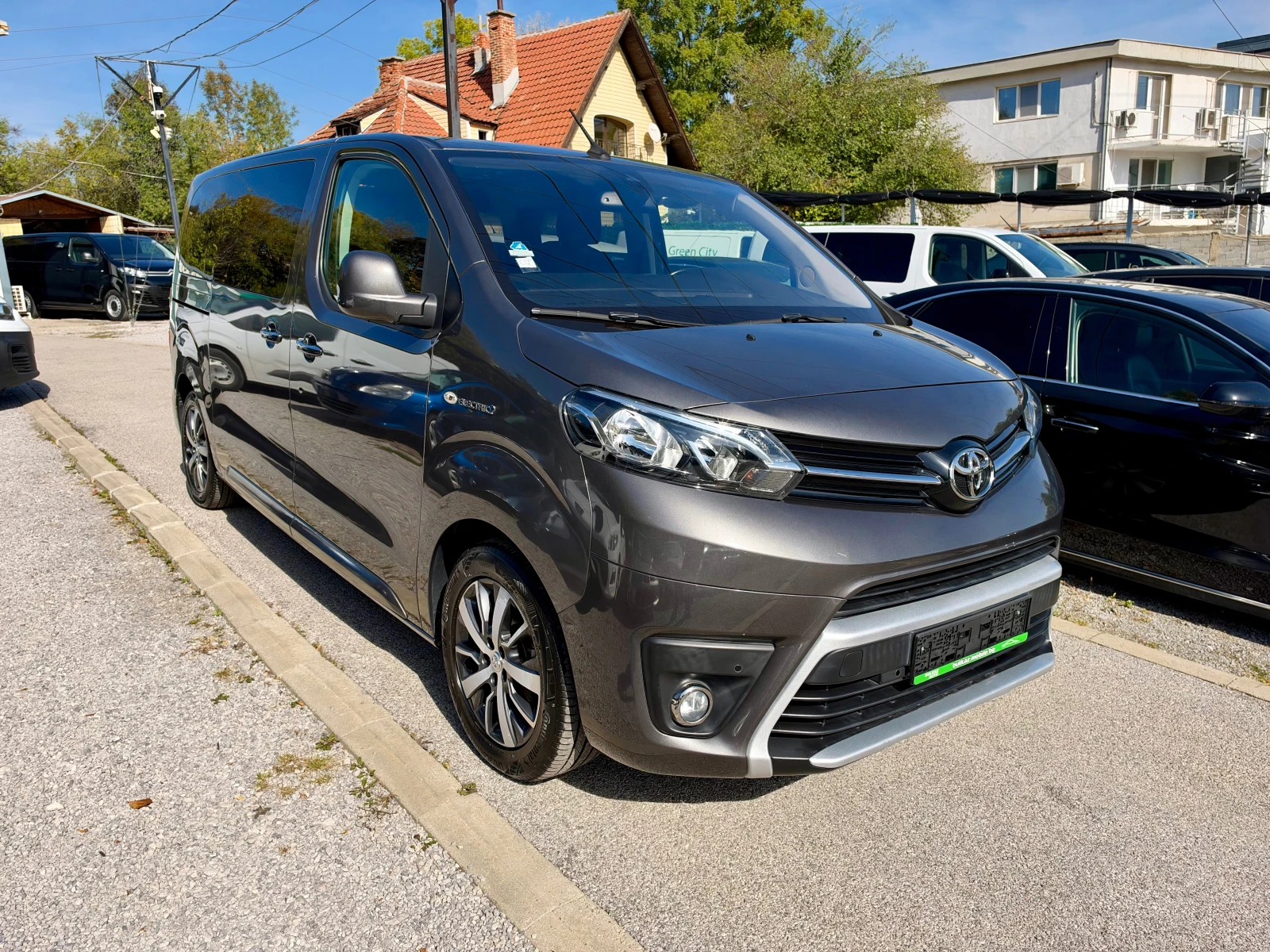 Toyota Proace Verso 8 места