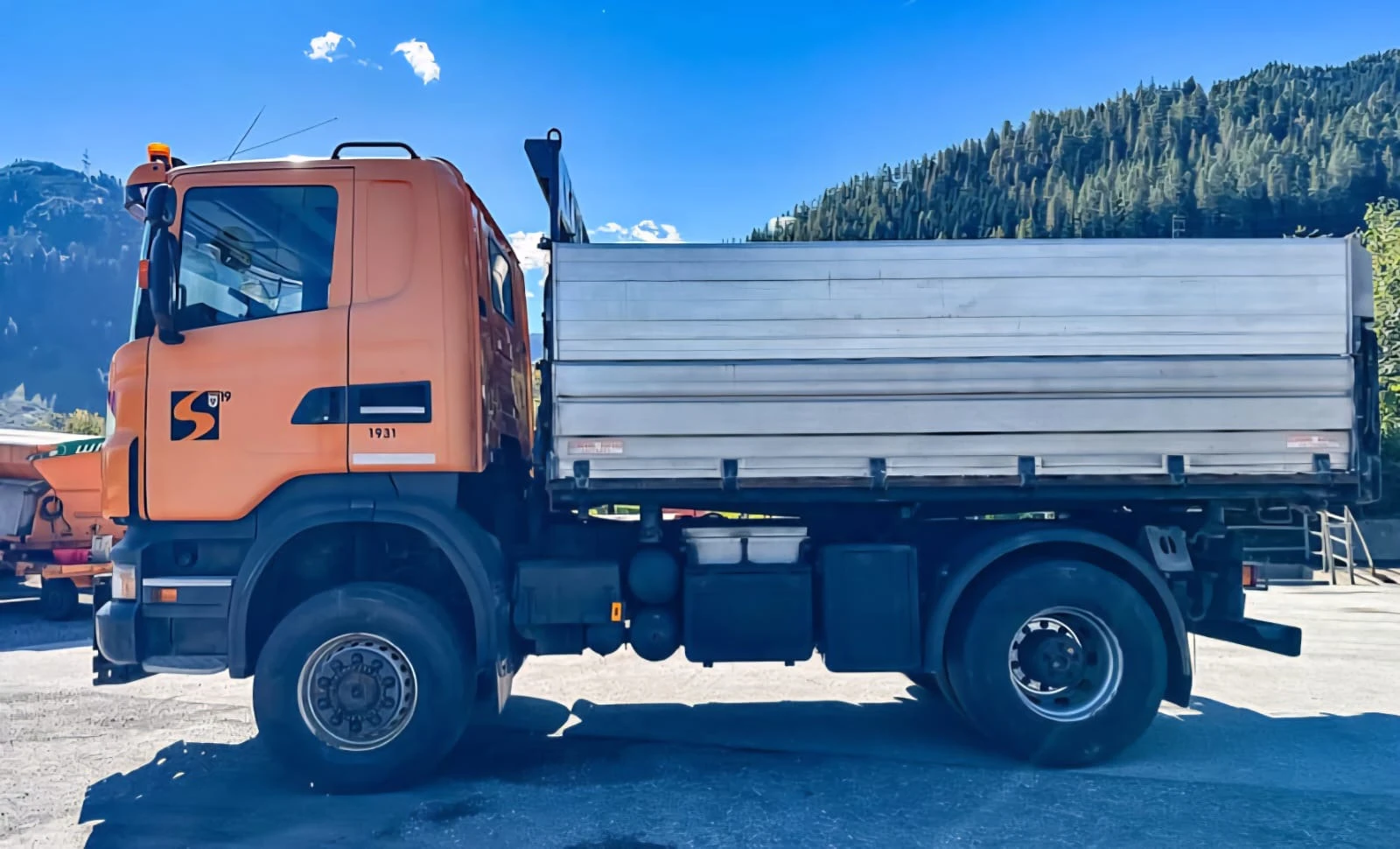 Scania R 380 4х4, Самосвал, Внос, ,  - изображение 9