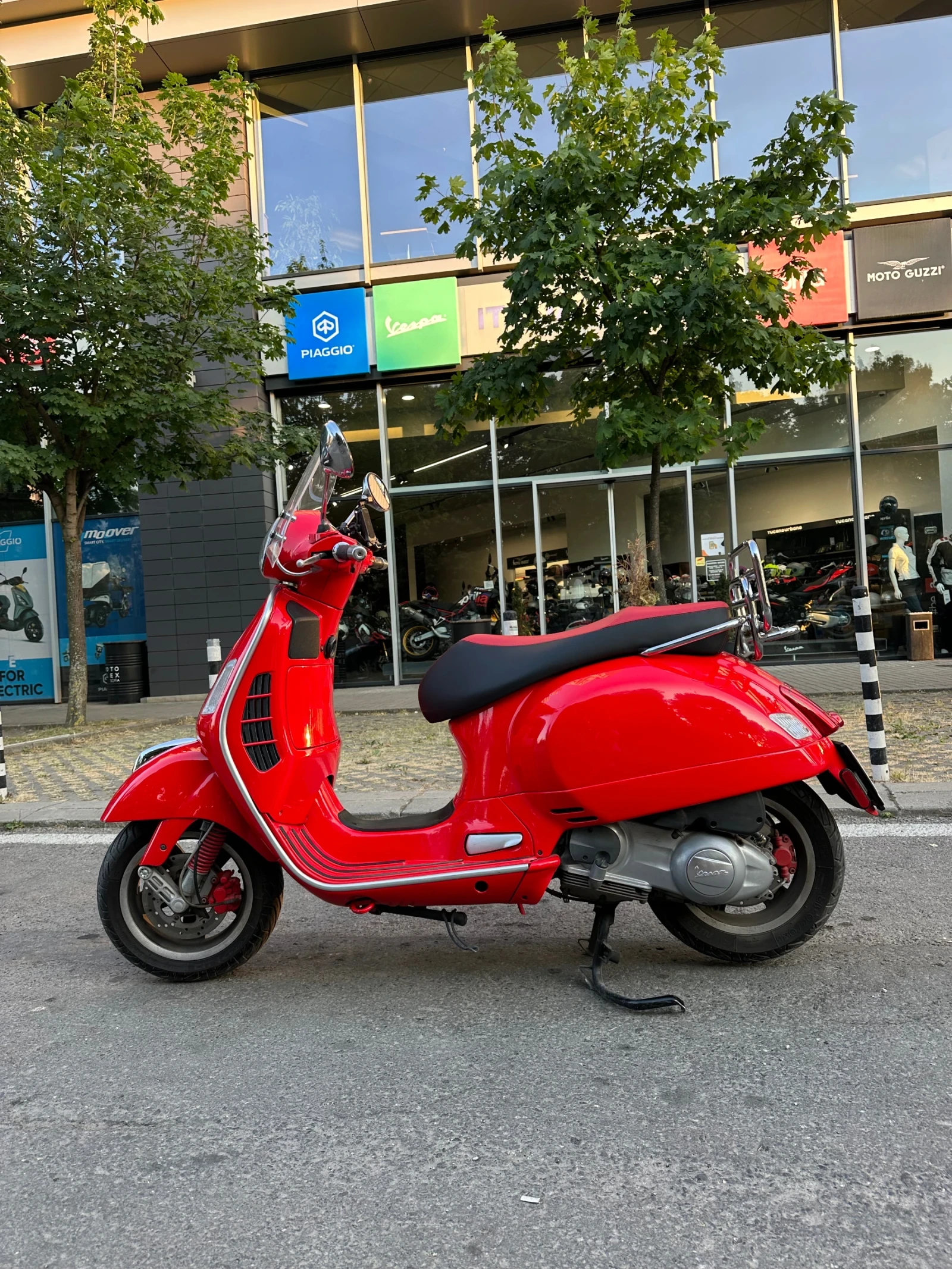 Vespa 300, снимка 1