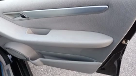 Mercedes-Benz B 200 Хечбек, снимка 11