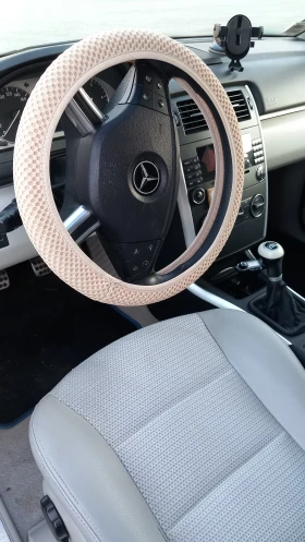 Mercedes-Benz B 200 Хечбек, снимка 17