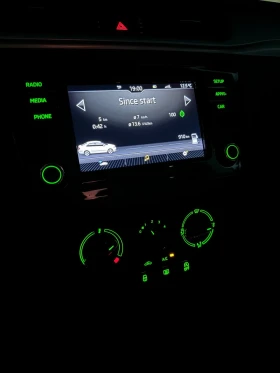 Skoda Rapid 1.6 TDI / 5 MT, снимка 14