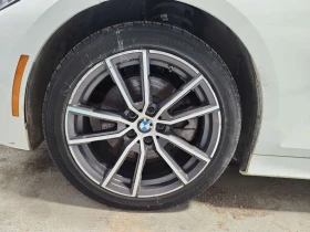 BMW 330 i XDRIVE * ПОДГРЕВИ* ДИГИТАЛНО ТАБЛО* , снимка 6