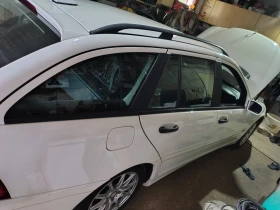 Mercedes-Benz C 220 220, снимка 8