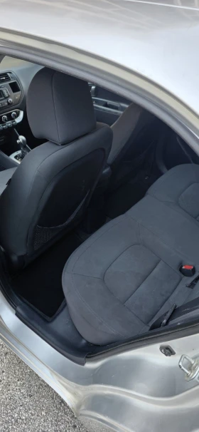 Kia Rio 1.4 автомат Швейцария , снимка 9
