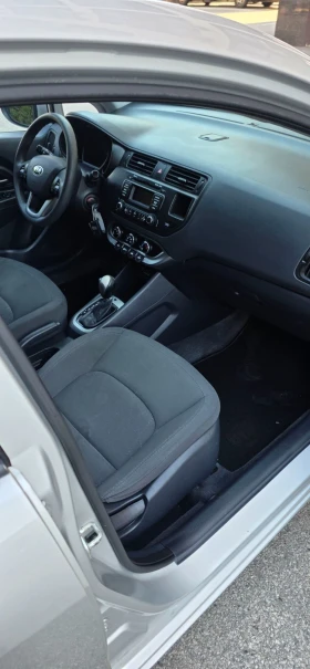 Kia Rio 1.4 автомат Швейцария , снимка 11