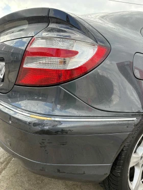 Mercedes-Benz C 180 Спорт купе, снимка 8