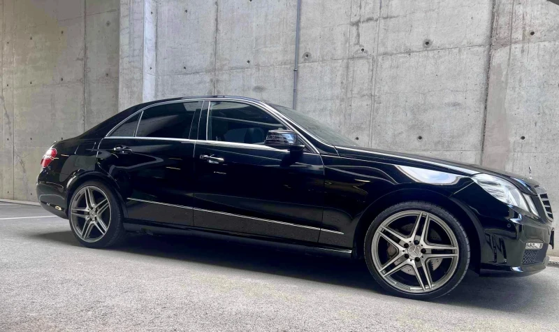 Mercedes-Benz E 500 E550 Amg line Лизинг 100%, снимка 3 - Автомобили и джипове - 47606398