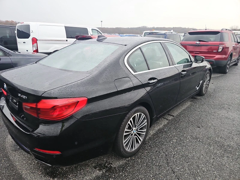 BMW 540 XDRIVE* ДИГИТАЛНО ТАБЛО* ЗАДНА КАМЕРА* ПОДГРЕВ* KE, снимка 5 - Автомобили и джипове - 48402145