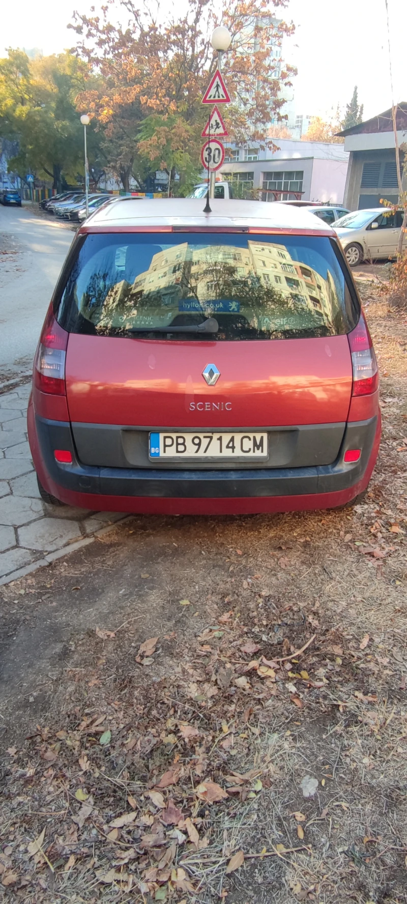 Renault Scenic, снимка 2 - Автомобили и джипове - 49213308