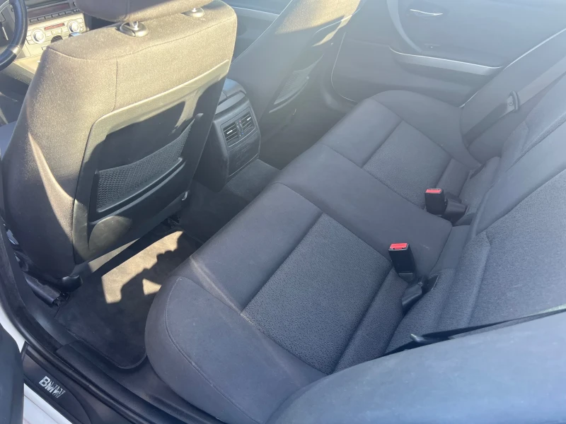 BMW 325 xDRIVE, снимка 11 - Автомобили и джипове - 51623852
