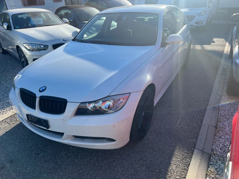 BMW 325 xDRIVE, снимка 3 - Автомобили и джипове - 51623852