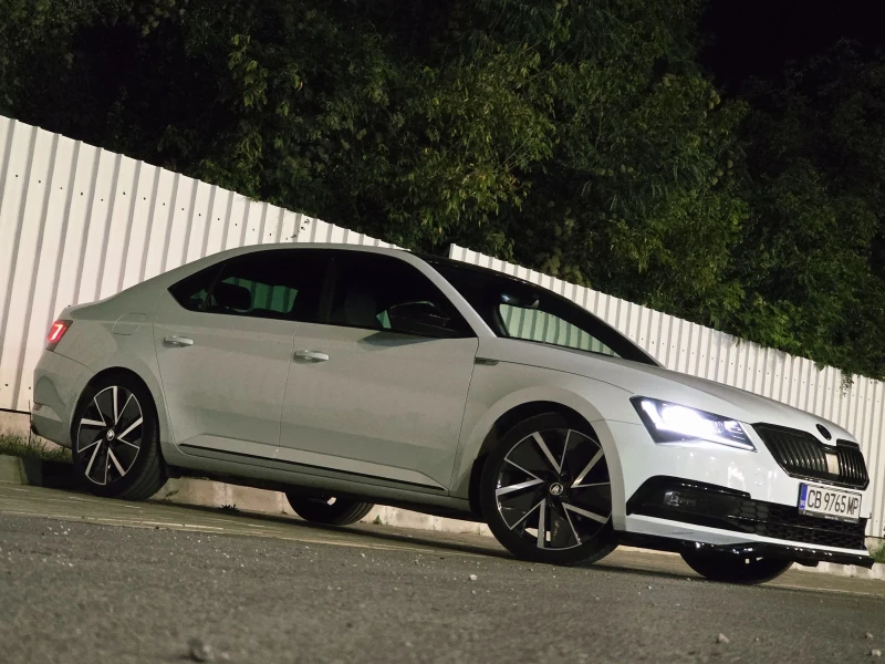 Skoda Superb SPORTLINE 4x4 190HP VIRTUAL, снимка 2 - Автомобили и джипове - 51705681
