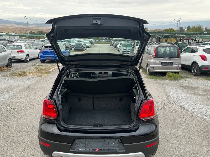 VW Polo 1.6 TDI CROSS, снимка 10 - Автомобили и джипове - 51850412