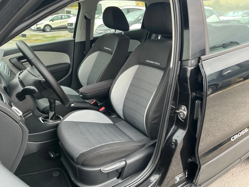 VW Polo 1.6 TDI CROSS, снимка 11 - Автомобили и джипове - 51850412