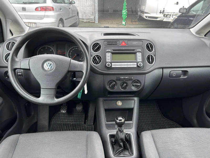 VW Golf Plus 1.9 TDI, снимка 8 - Автомобили и джипове - 52387502