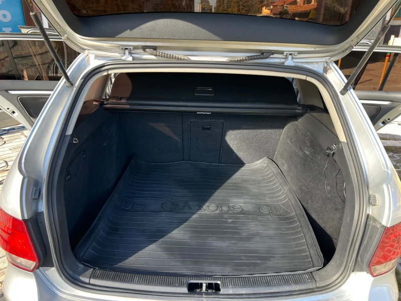 VW Golf Variant, снимка 8 - Автомобили и джипове - 52253787