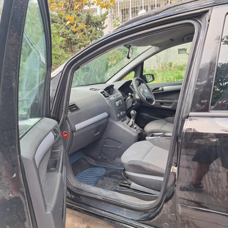 Opel Zafira, снимка 6 - Автомобили и джипове - 52352687
