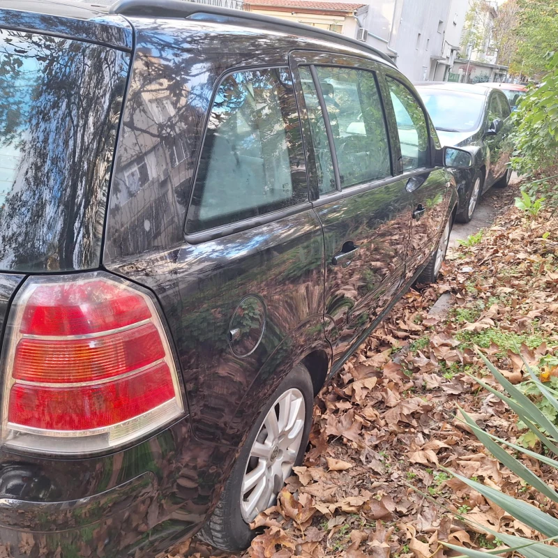 Opel Zafira, снимка 3 - Автомобили и джипове - 52352687