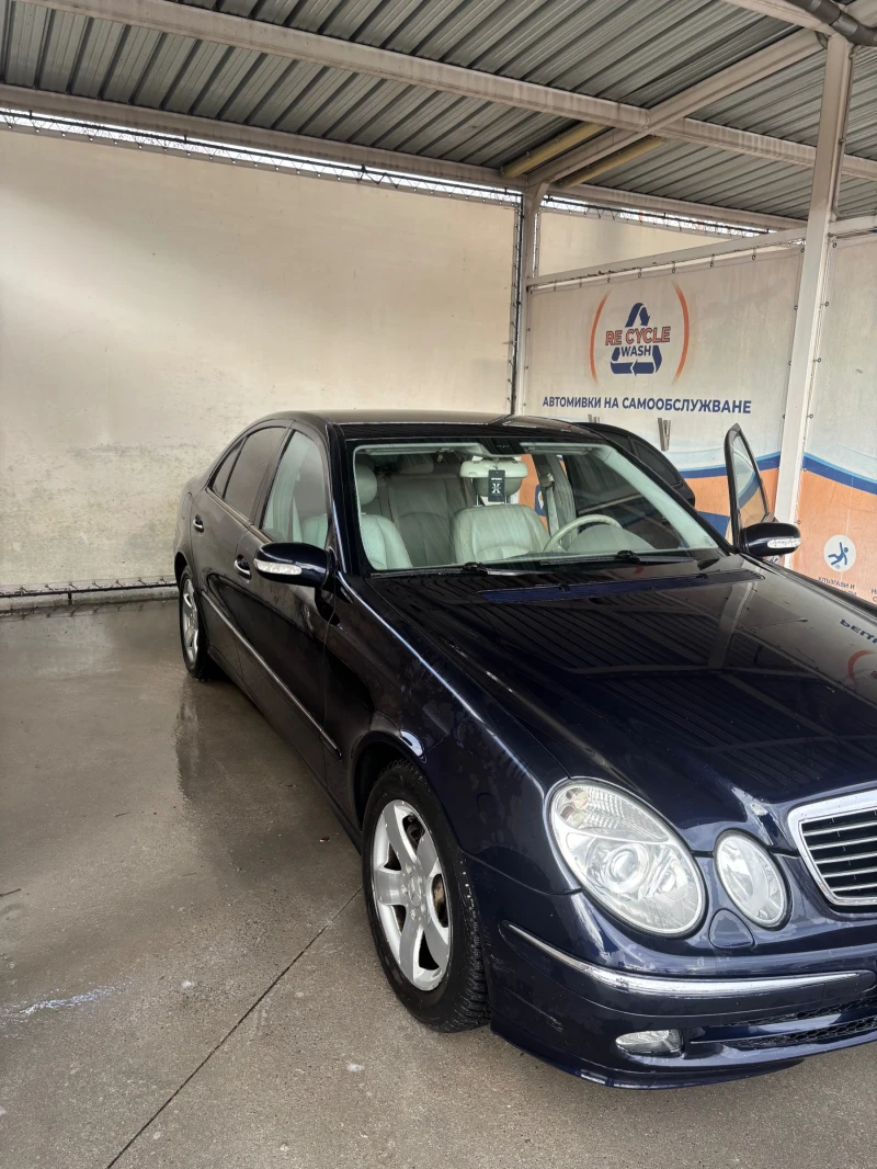 Mercedes-Benz E 320, снимка 7 - Автомобили и джипове - 52935830