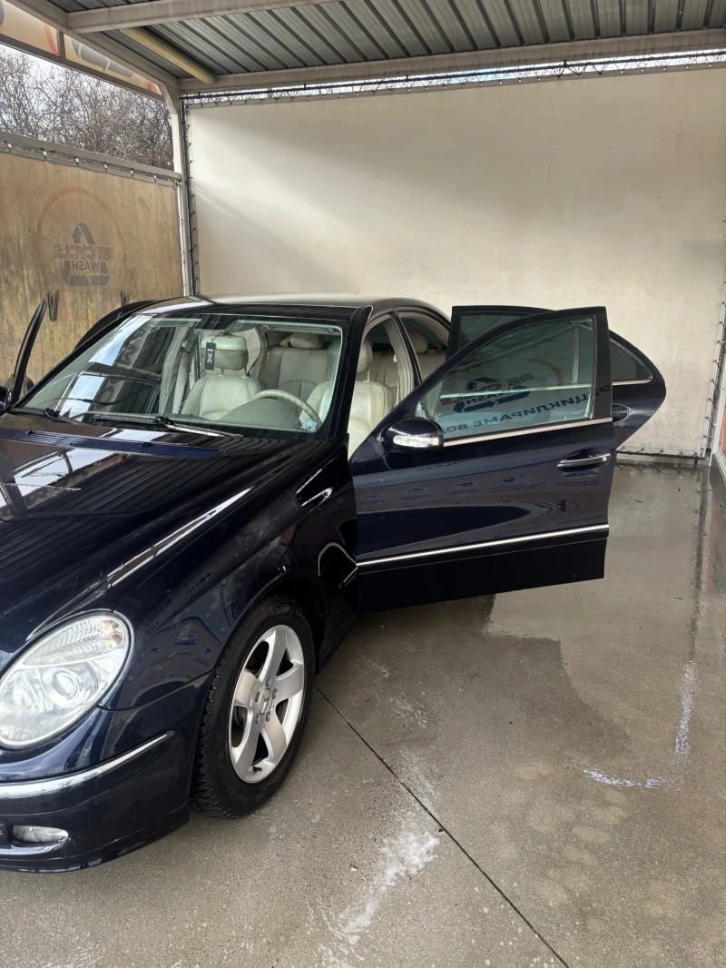 Mercedes-Benz E 320, снимка 2 - Автомобили и джипове - 52935830