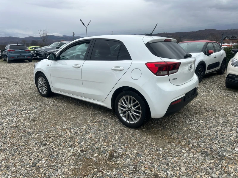 Kia Rio 1.4 CRDi Spirit, снимка 4 - Автомобили и джипове - 53384495