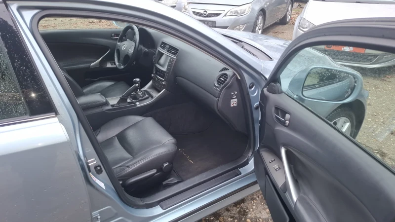 Lexus IS 220d 2.2/177кс/Навигация, снимка 12 - Автомобили и джипове - 53507977