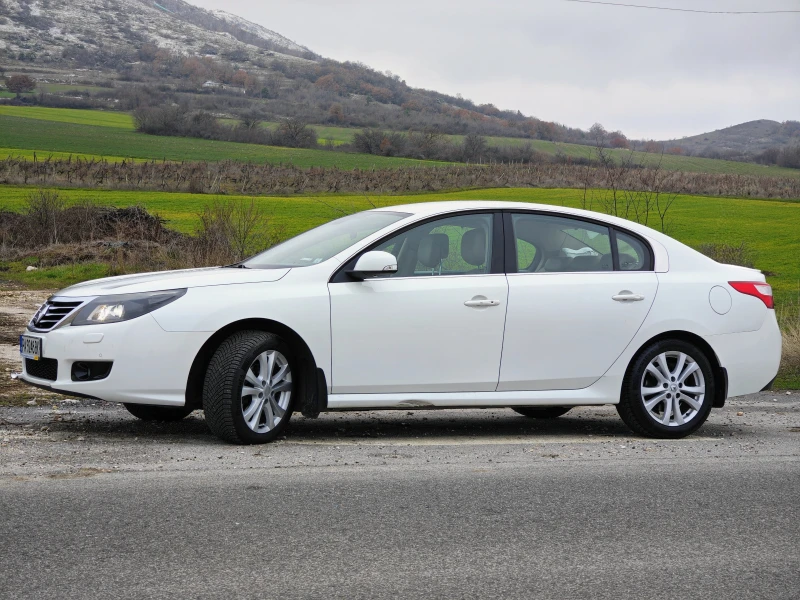 Renault Latitude, снимка 4 - Автомобили и джипове - 53560228