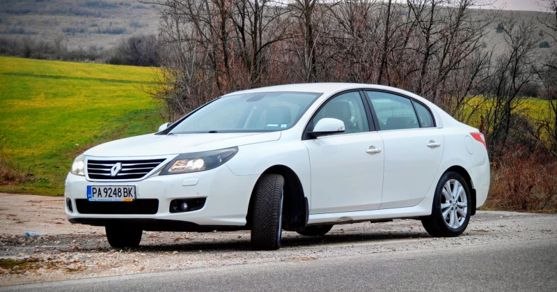 Renault Latitude, снимка 5 - Автомобили и джипове - 53560228