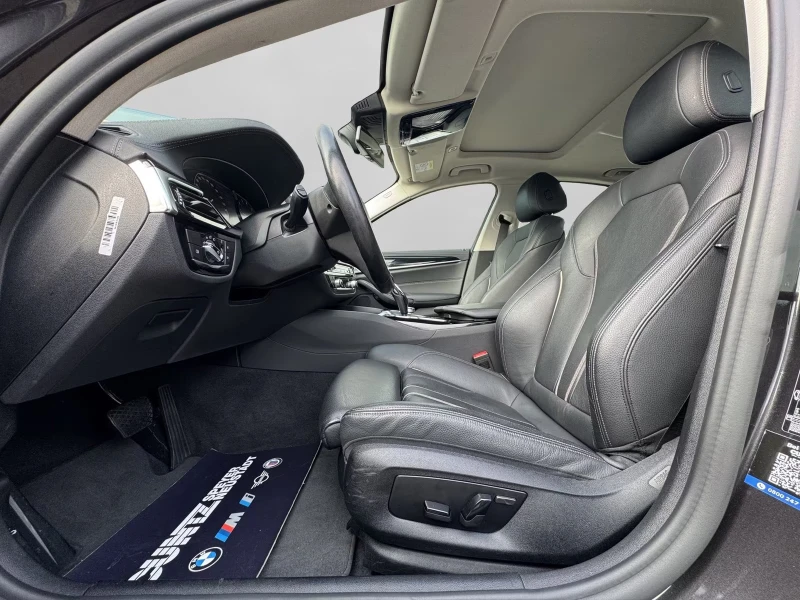 BMW 520 G30/184HP/HUD/HI-FI/LED/CAM/AMBI/974v, снимка 13 - Автомобили и джипове - 53600437