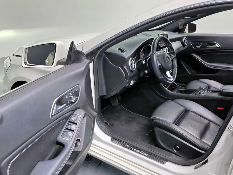 Mercedes-Benz CLA 2.5 | Mobile.bg � ����������� 11