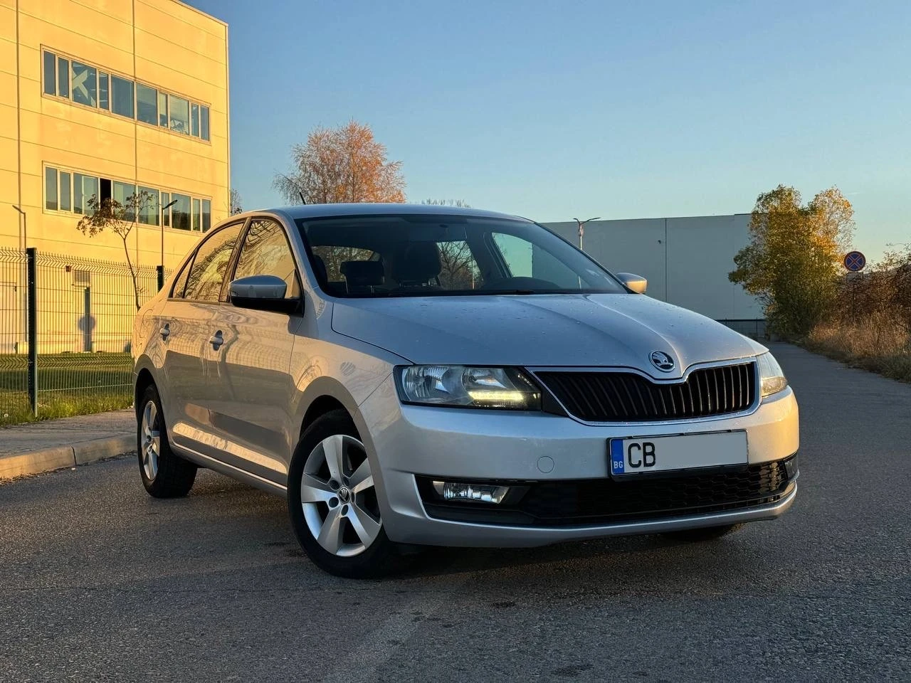 Skoda Rapid 1.6 TDI - изображение 3