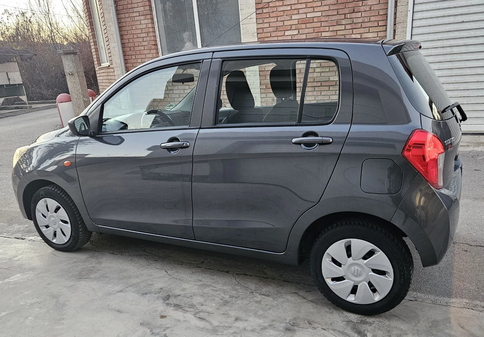 Suzuki Celerio 1.0i - изображение 5