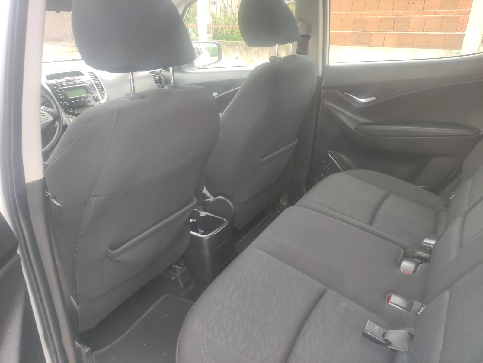Hyundai Ix20 1.4като нов 6ск   - изображение 6
