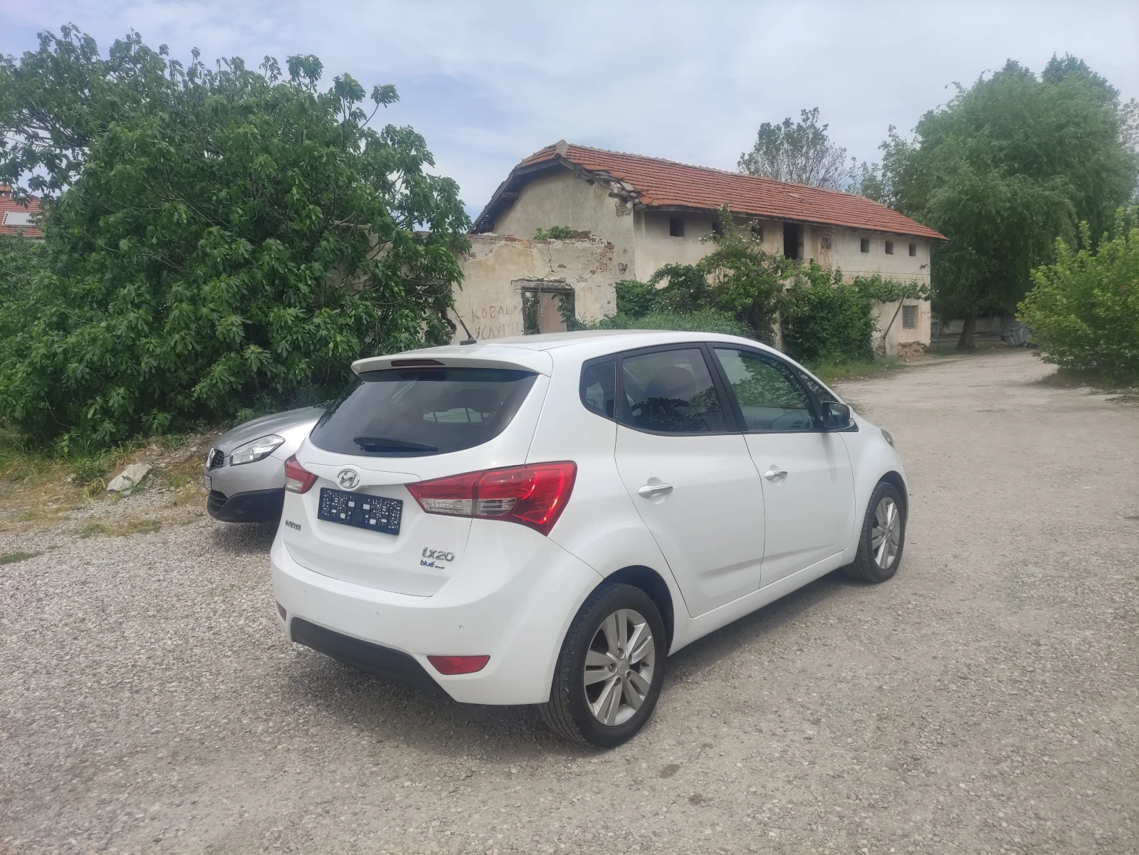 Hyundai Ix20 1.4като нов 6ск   - изображение 10