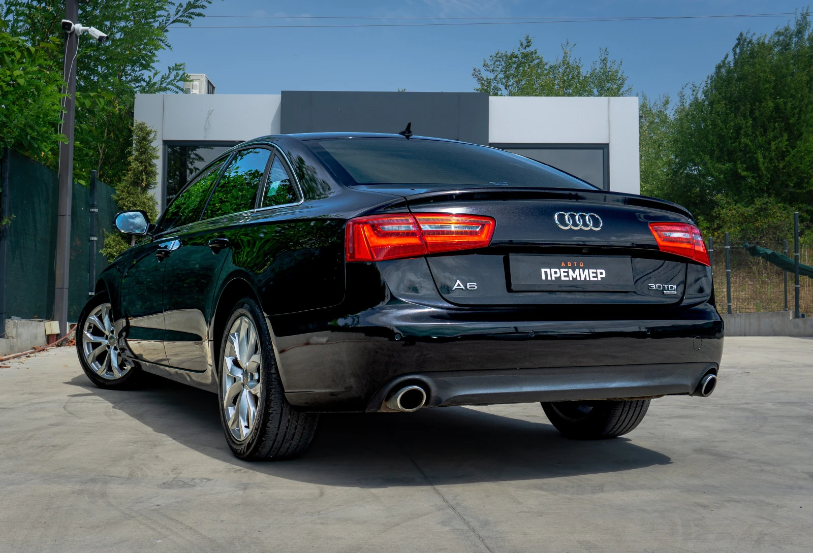 Audi A6 3.0 TDI Quattro - РЕАЛНИ КИЛОМЕТРИ-6М ГАРАНЦИЯ!    - изображение 4