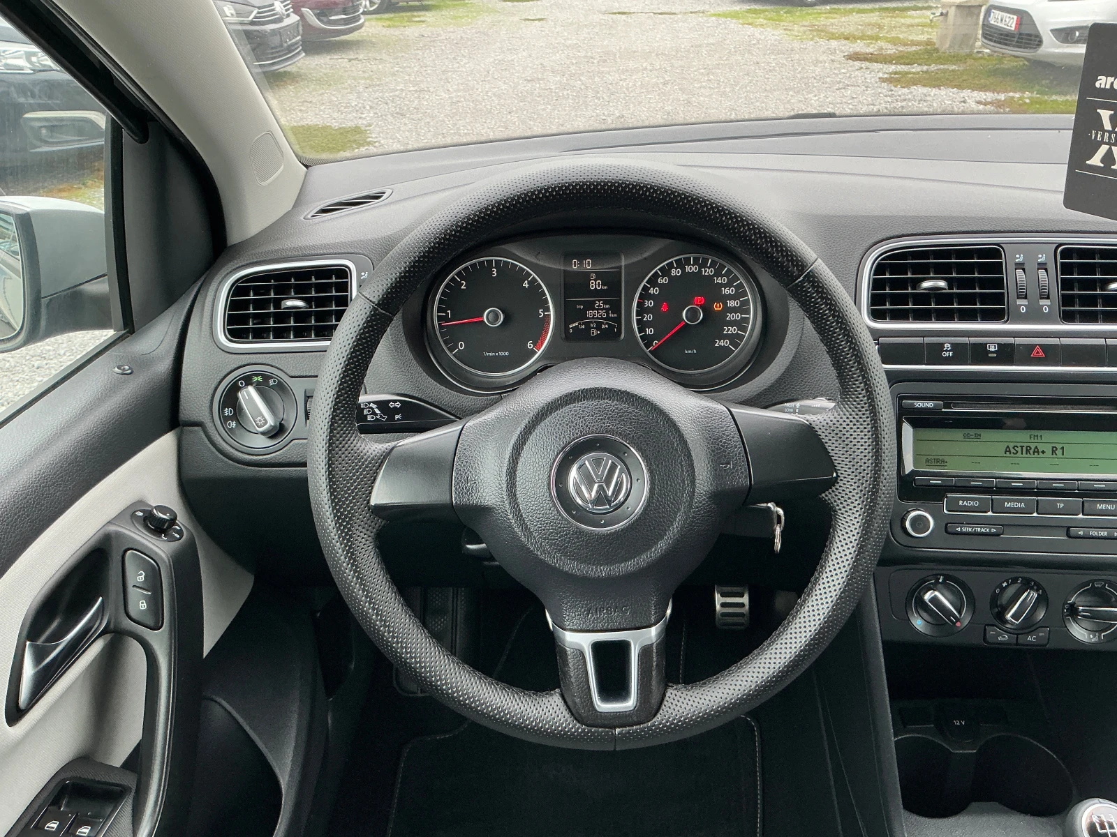 VW Polo 1.6 TDI CROSS | Mobile.bg   16