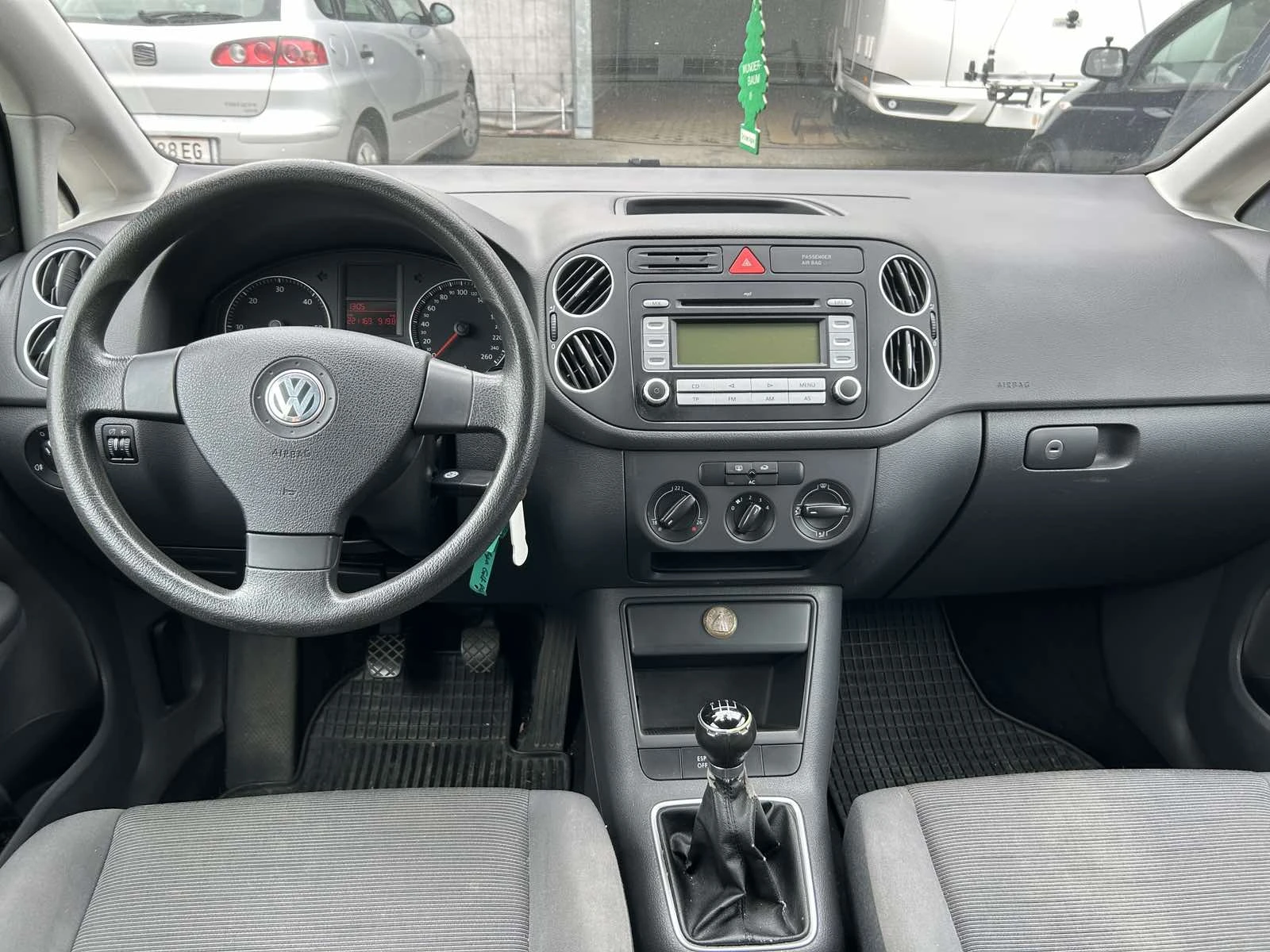 VW Golf Plus 1.9 TDI - изображение 8