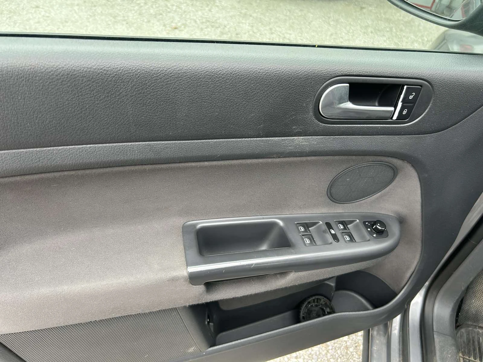 VW Golf Plus 1.9 TDI - изображение 10