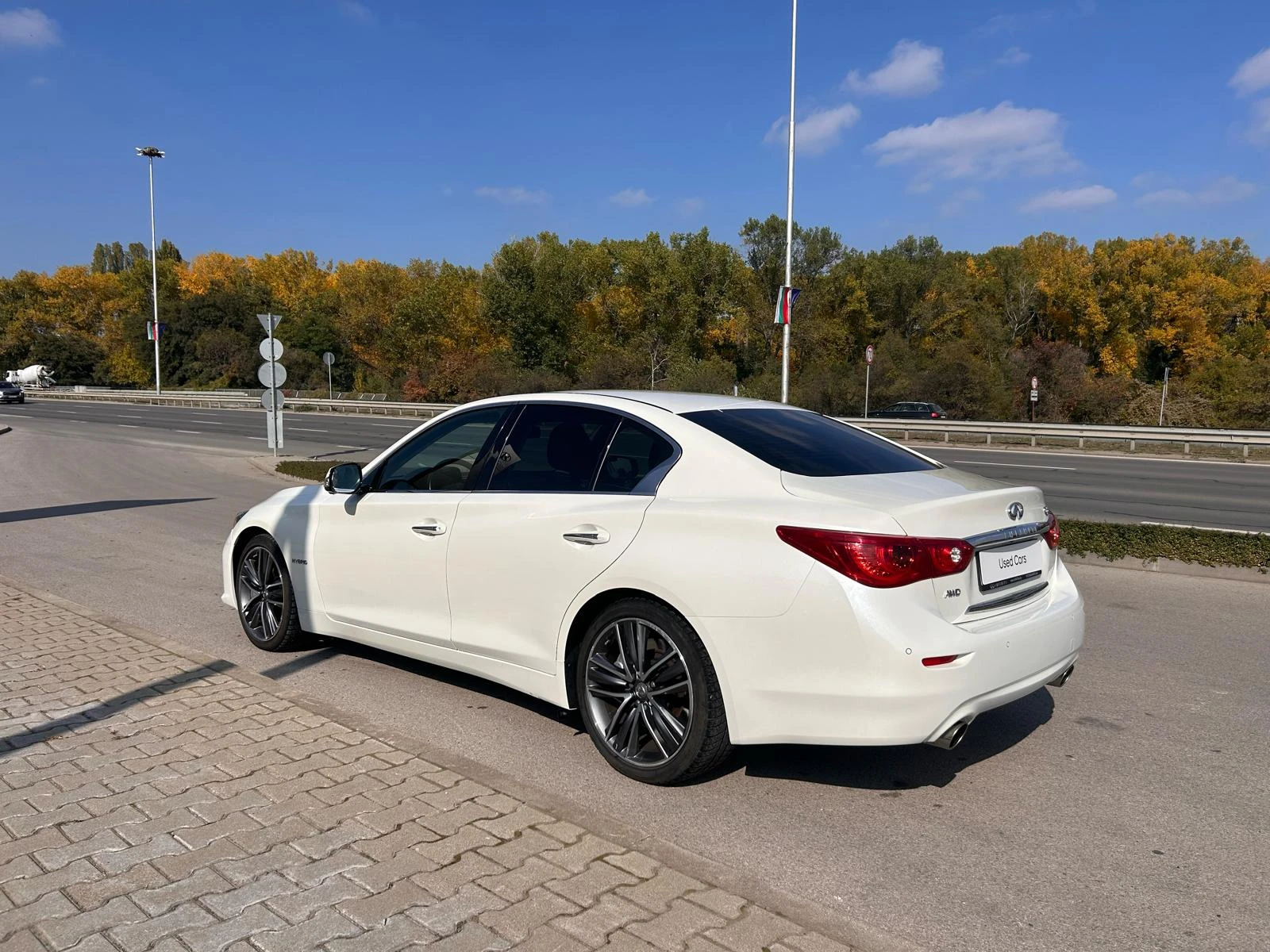 Infiniti Q50 3.5 HYBRID SPORT AWD - изображение 2