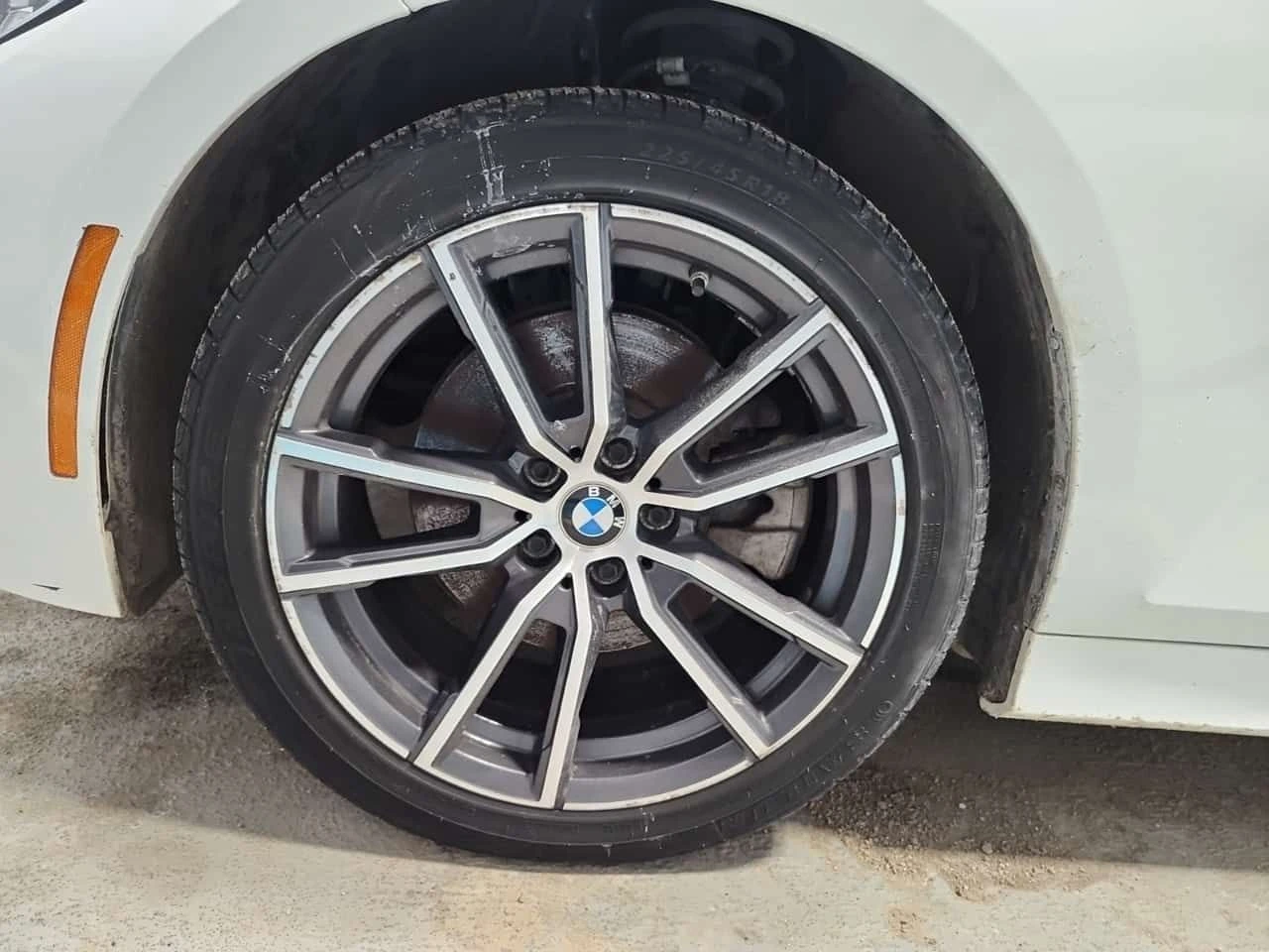 BMW 330 i XDRIVE * ПОДГРЕВИ* ДИГИТАЛНО ТАБЛО*  - изображение 6