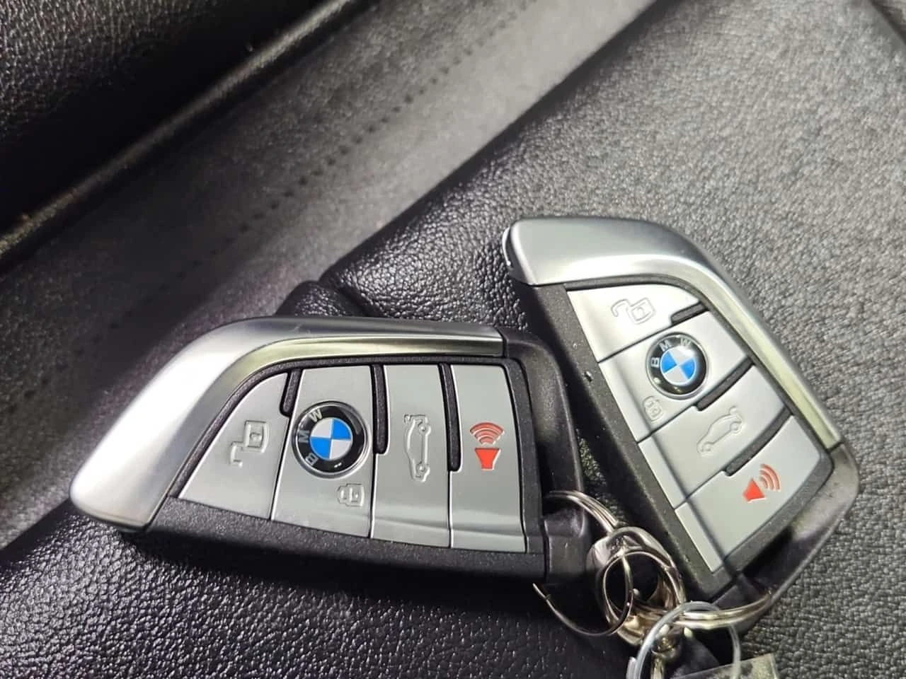 BMW 330 i XDRIVE * ПОДГРЕВИ* ДИГИТАЛНО ТАБЛО*  - изображение 8