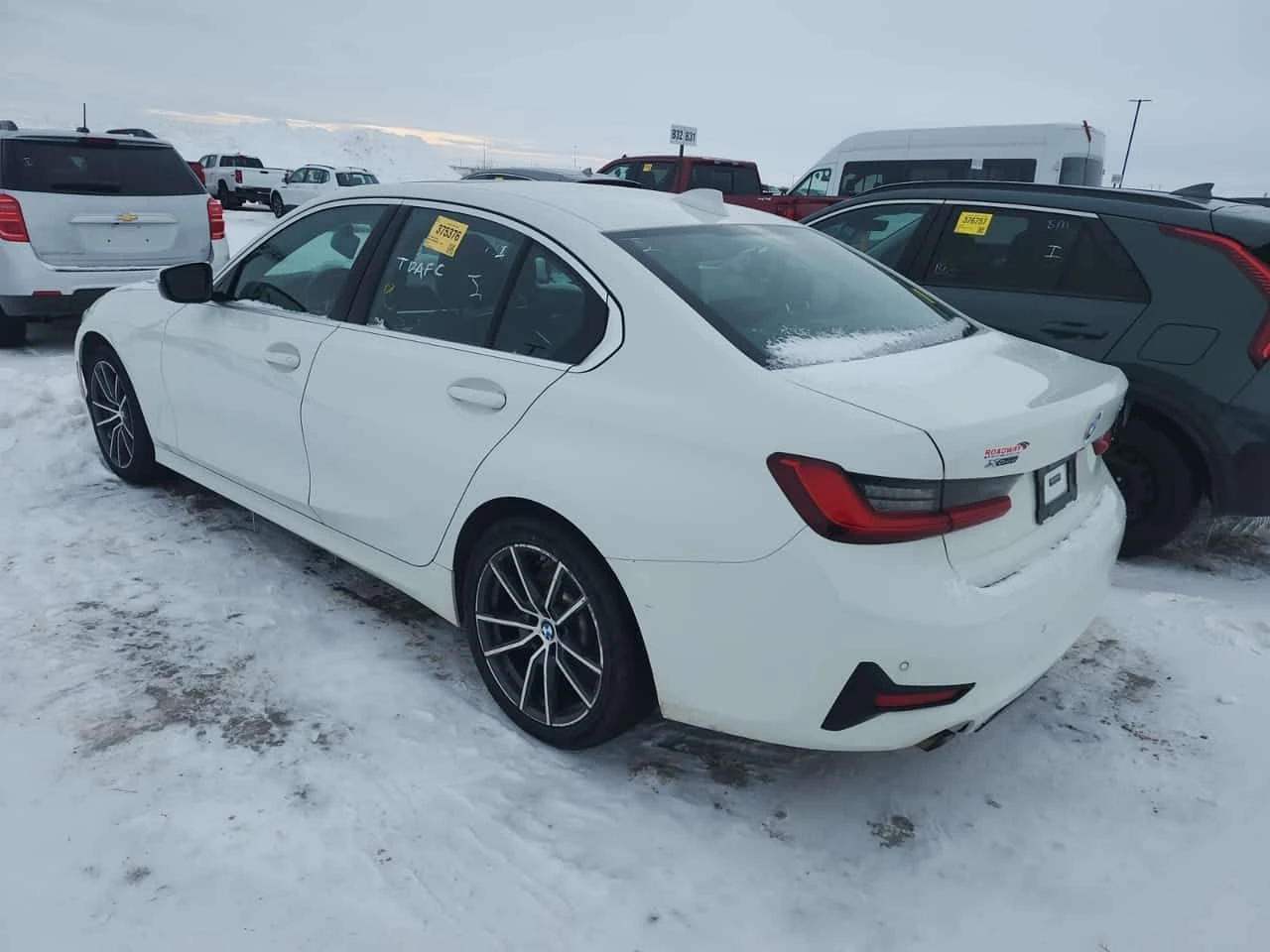 BMW 330 i XDRIVE * ПОДГРЕВИ* ДИГИТАЛНО ТАБЛО*  - изображение 4