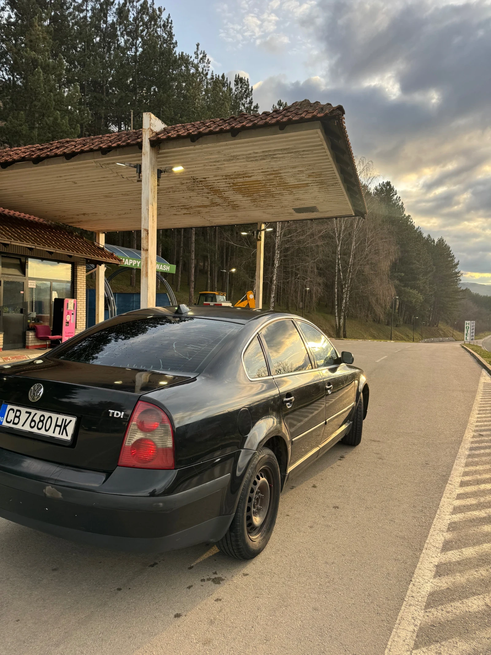 VW Passat, снимка 4 - Автомобили и джипове - 53938830