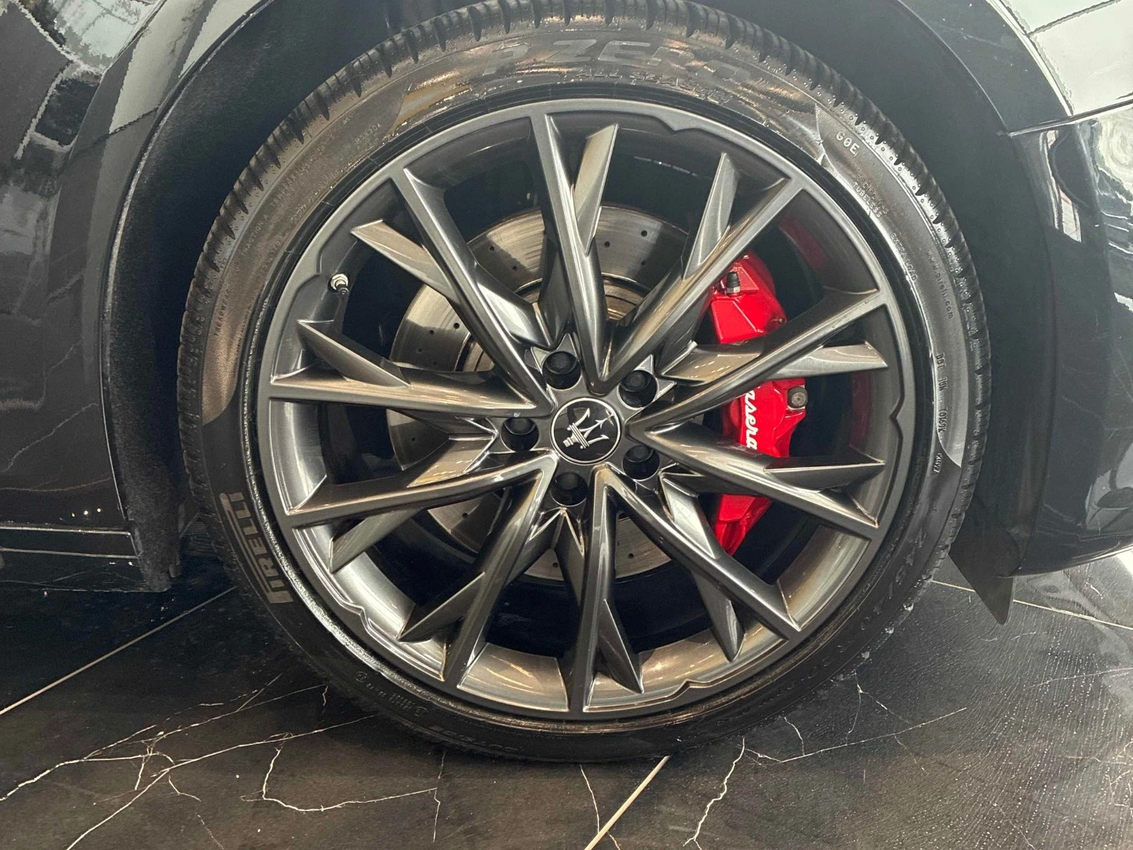 Maserati Ghibli MODENA Q4 С РЕГИСТРАЦИЯ & АВТО КРЕДИТ, снимка 6 - Автомобили и джипове - 53947347